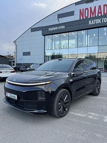 Lixiang L6: 2025 г., Гибрид, Кроссовер — 1