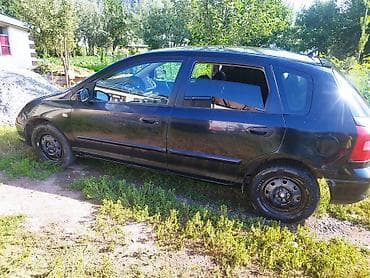 Транспорт: Honda Civic: 2003 г., 1.6 л, Механика, Бензин, Хэтчбэк — 6
