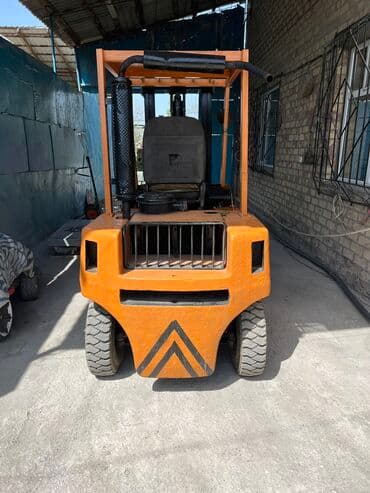 покрышка на погрузчик цена: Погрузчик, 1993 г., Колесный, Вилочный — 1