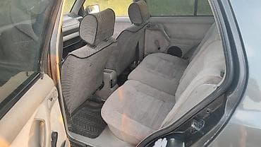 1 nz: Volkswagen Vento: 1993 г., 1.8 л, Механика, Бензин, Седан — 8