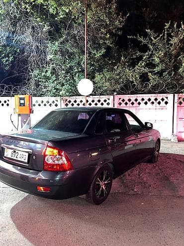 приора 2018: ВАЗ (ЛАДА) Priora: 2012 г., 1.6 л, Механика, Бензин, Седан — 3