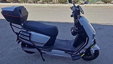 электро скутеров: Электрический скутер Skillmax (белый) - Агрессивный дизайн с — 7