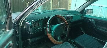 Продажа авто: Volkswagen Golf: 1994 г., 1.8 л, Механика, Бензин, Хэтчбэк — 6