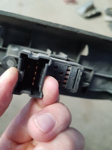 сколько стоят электронные часы: Nissan X Terra кнопка стеклоподьемника, Ниссан Икстерра Задняя правая — 3