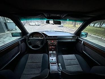 bmb e36: Mercedes-Benz W124: 1993 г., 2.8 л, Автомат, Газ, Седан — 7