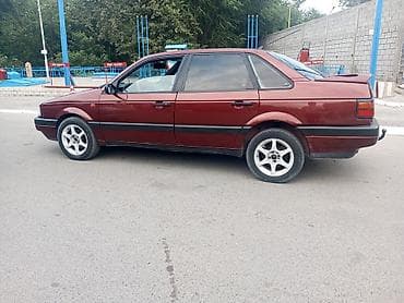 transporter multivan: Volkswagen Passat: 1993 г., 2 л, Механика, Бензин, Седан — 8