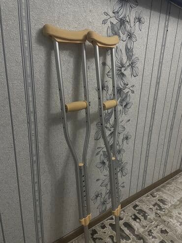 костыли бу: Продается!!! Костыли Б/у Отличного состояния Металические — 1