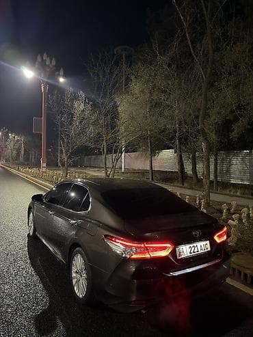 prius v: Toyota Camry: 2019 г., 3.5 л, Автомат, Бензин, Седан — 5