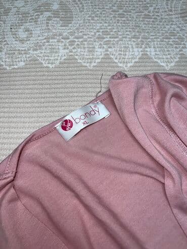 Киреге берилүүчү кийимдер: Продаю комплект в роддом, либо просто для дома . Очень нежный и — 4