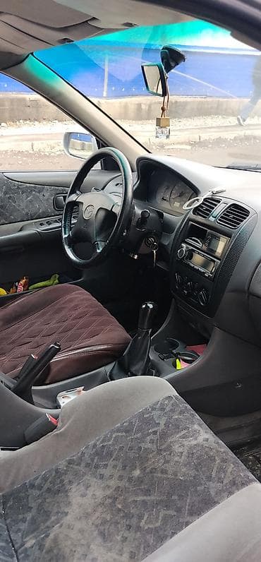 323 f: Mazda Familia: 1998 г., 1.6 л, Ручные, Бензин, Хэтчбэк — 3