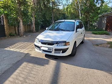 Mitsubishi Space Star: 2004 г., 1.6 л, Механика, Бензин, Универсал