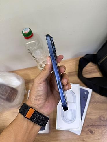 iphone 5s: IPhone 17 Pro Max, Новый, 256 ГБ, Синий, Коробка, 100 % — 4