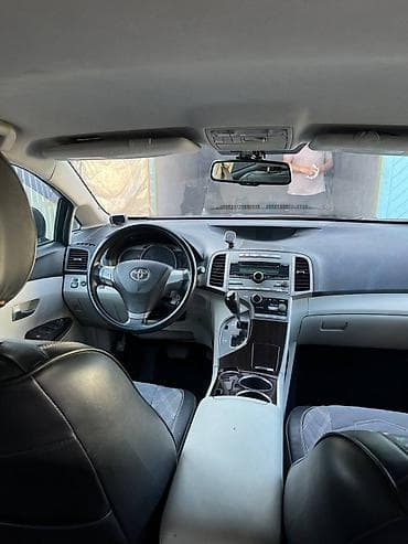 Toyota Venza: 2009 г., 2.7 л, Автомат, Бензин, Универсал — 8
