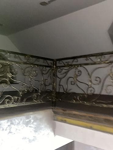 Дома: 400 м², 8 комнат, Церковь, Студентам — 10