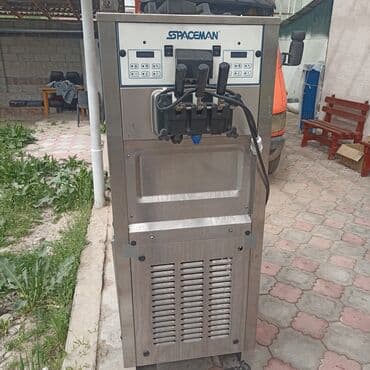 оборудование для разливного пива: Машина для приготовления мягкого мороженого Spaceman 6248 с двумя — 1