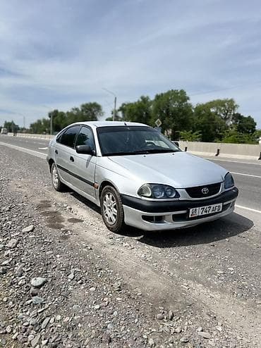 капот на приус: Toyota Avensis: 1998 г., 1.8 л, Автомат, Бензин, Лифтбек — 2