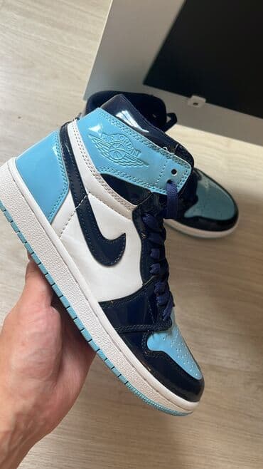 2000с 
38р
Состояние отличное