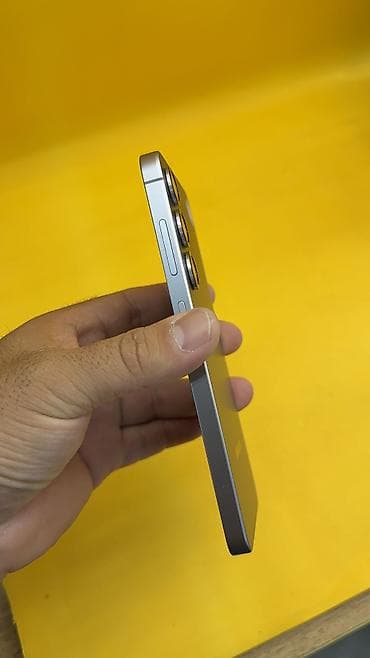 microsoft surface: Samsung Galaxy S25, Б/у, 256 ГБ, 1 SIM, eSIM — 7
