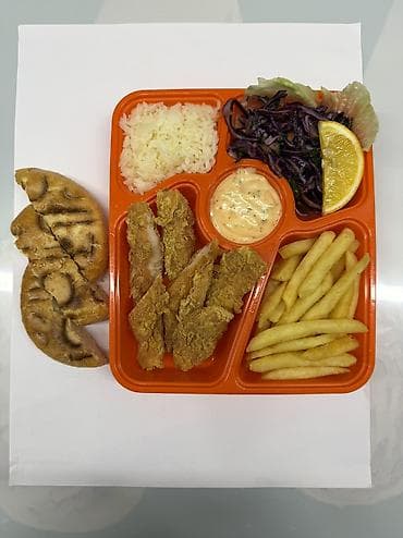 помощник бухгалтер: 📢 ВАКАНСИЯ: Ищем лицо команды EPOS! В наш дружный лаваш-центр — 9