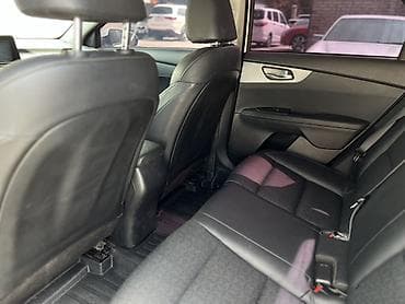 Продажа авто: Kia Cerato: 2019 г., 1.6 л, Автомат, Бензин, Седан — 6