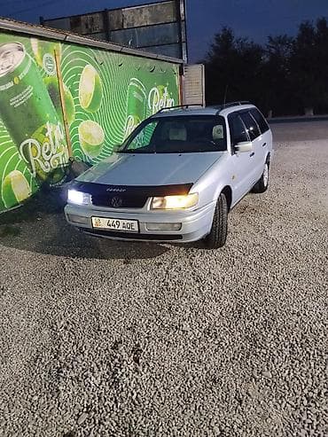 Volkswagen Passat: 1994 г., 1.8 л, Механика, Бензин, Универсал — 3