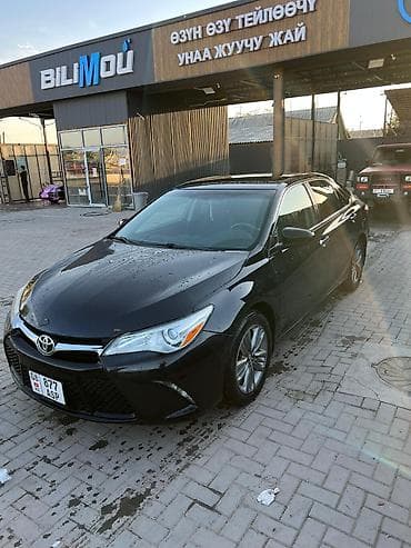 jac j7: Toyota Camry: 2017 г., 2.5 л, Автомат, Бензин, Седан — 2