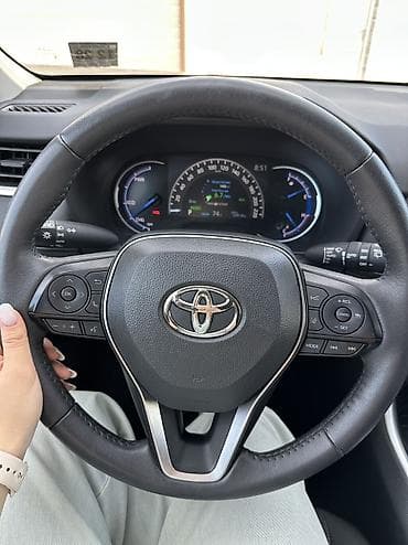 Продажа авто: Toyota RAV4: 2023 г., 2.5 л, Автомат, Гибрид, Кроссовер — 8