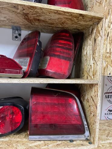 купить задний фонарь тойота авенсис бу: Комплект стоп-сигналов Lexus 2016 г., Б/у, Оригинал, Япония — 1