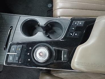 tesla model: Kia K8: 2020 г., 1.6 л, Автомат, Гибрид, Седан — 8