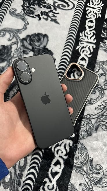 IPhone 16, Б/у, 128 ГБ, Черный, Защитное стекло, Чехол, 100 % — 1