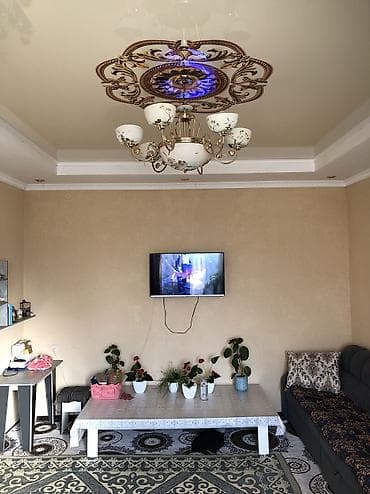 Продаётся дом 🏠 в городеТокмокСахзавод, барачного типа, из четырех