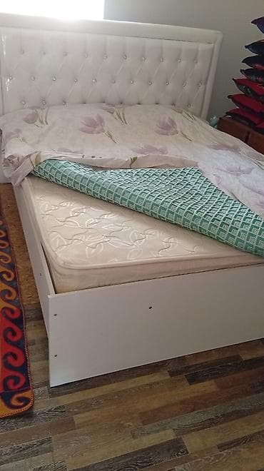 крыша для дома: Двуспальная кровать с мягким высоким изголовьем 🛏️ Эки кишилик керебет — 5