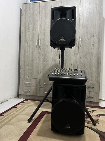 Наушники: Б/у, Концертный, Есть усилитель, Разъем: XLR, Есть эквалайзер — 1