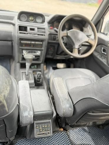 короткая база: Mitsubishi Pajero: 1993 г., 2.8 л, Автомат, Дизель, Внедорожник — 8