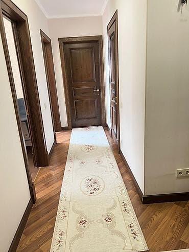 500: Сдается: 3 комнатная квартира Район: Золотой квадрат Адрес — 7
