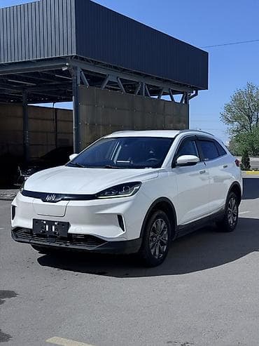 Weltmeister: Weltmeister EX5, 2022 г., 118000 км, Передний, В наличии — 2