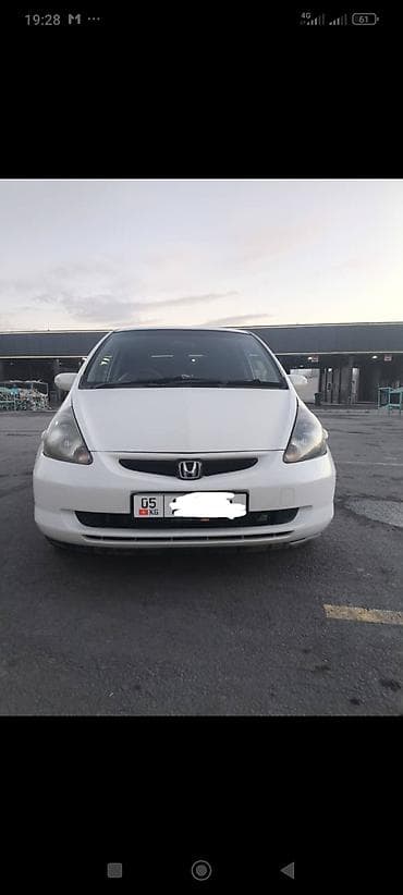Продажа авто: Honda Fit: 2004 г., 1.3 л, Вариатор, Бензин, Хэтчбэк — 1