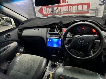 продаю в связи переездом: Компактный кроссовер/универсал белого цвета. Основные особенности: - — 6