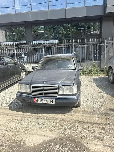 козырек 124: Mercedes-Benz W124: 1994 г., 2.8 л, Механика, Бензин, Седан — 5