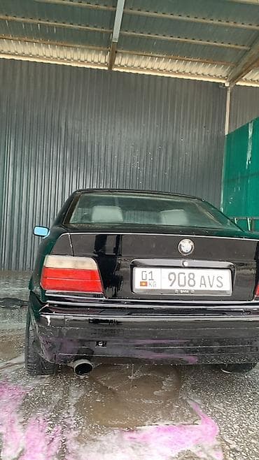 дактейл е36: BMW 3 series: 1993 г., Седан — 2