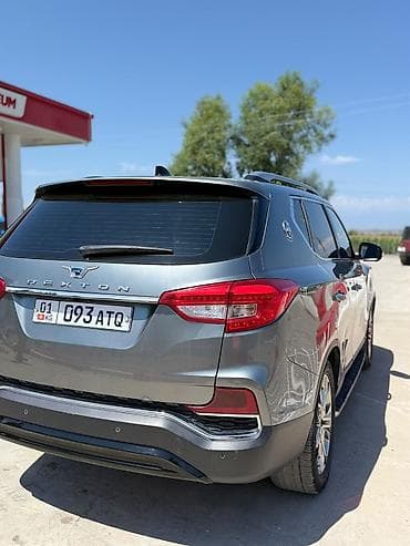 кун на юто: Ssangyong Rexton: 2019 г., 2.2 л, Дизель, Внедорожник — 4