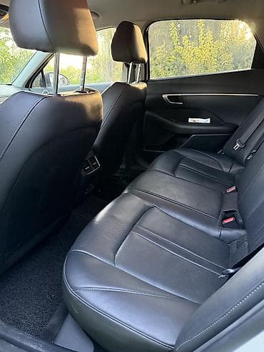 bmb 5: Hyundai Sonata: 2019 г., 2 л, Автомат, Газ, Фастбек — 9