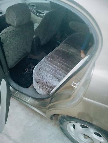 mazda cronos: Daewoo Leganza: 1997 г., 1.8 л, Механика, Бензин, Хэтчбэк — 8