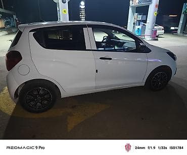 lexus e: Chevrolet Spark: 2017 г., 0.1 л, Автомат, Бензин, Хэтчбэк — 6