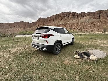 Транспорт: Kia Seltos: 2020 г., 1.6 л, Автомат, Кроссовер — 3