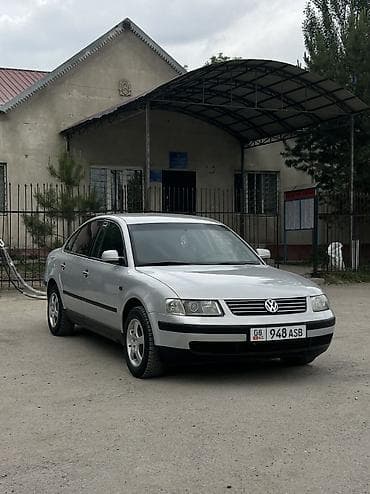 Volkswagen Passat: 1999 г., 1.8 л, Механика, Бензин