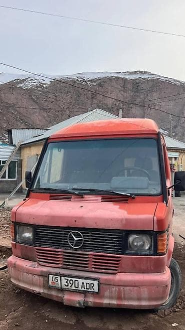 kia moning: Легкий грузовик, Mercedes-Benz — 4