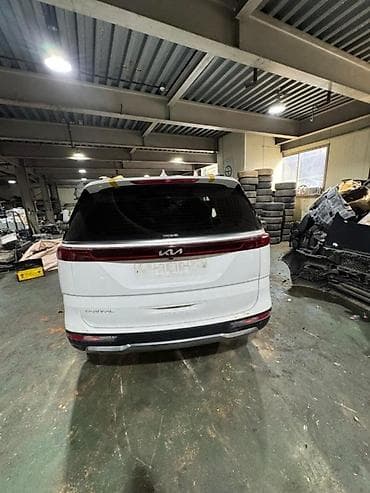 Крышка багажника Kia, 2022 г., Б/у, Оригинал at lalafo.kg Крышка багажника Kia, 2022 г., Б/у, Оригинал