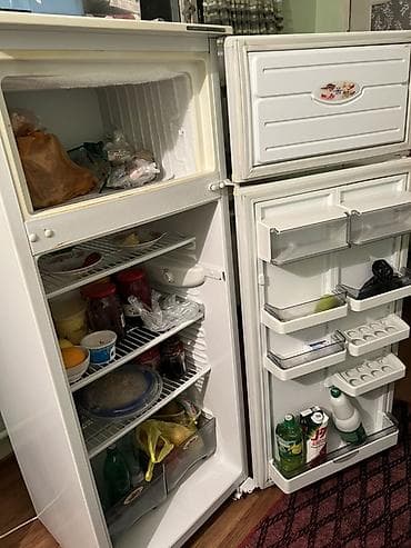 холодильник полка: Двухкамерный холодильник с верхней морозильной камерой. Особенности и — 3