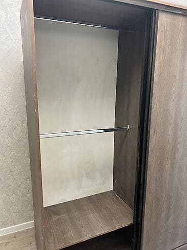 Шкафы-прихожие: Шкаф-купе и модульная тумба из ЛДСП (цвет: тёмный дуб/венге) — 2